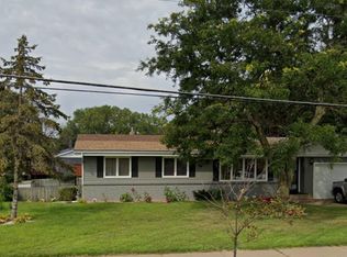 101 McKnight Rd N, Saint Paul, MN 55119