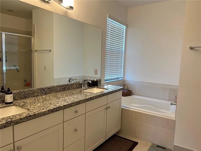 11736 SW 13th Ct — Photo 13
