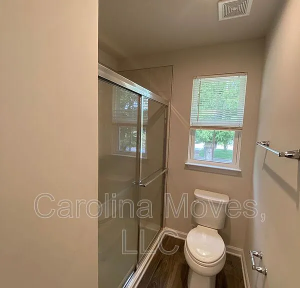 8 Willomere Way — Photo 19