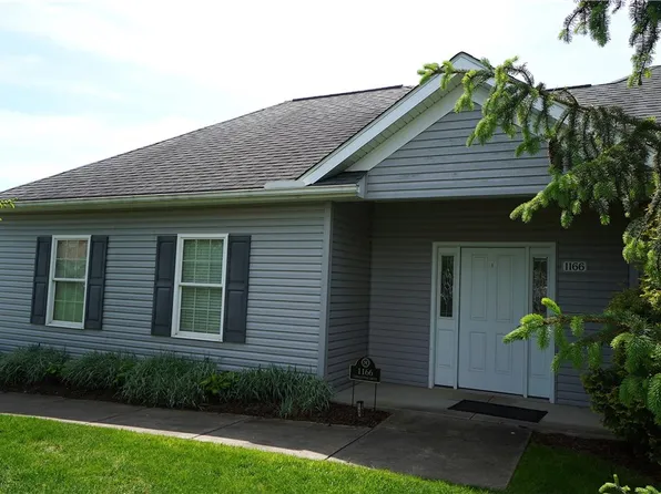 1166 Cobblestone Dr, Tallmadge, OH 44278