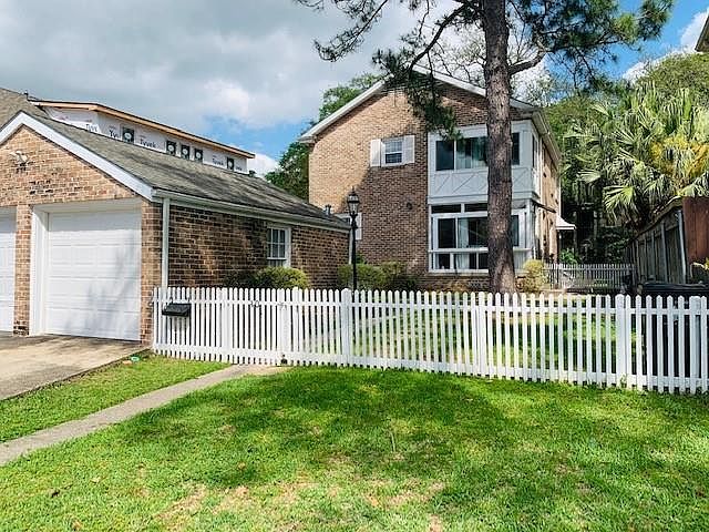 1st image of 30 Dove St