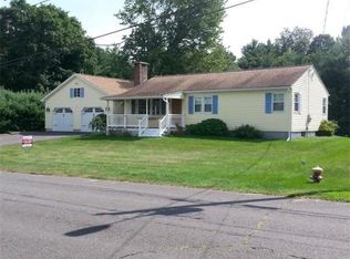 36 Belleview Dr, Westfield, MA 01085