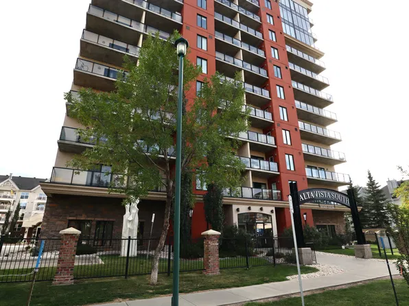 10303 111th St NW #1207, Edmonton, AB T5K 0C6