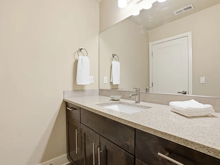 63148 NE Hadley Pl — Photo 25