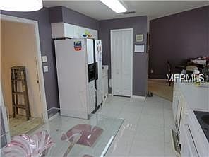 5th image of 410 Sonoma Dr