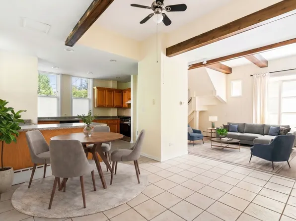 1235 Ridge Ave #1235.5, Evanston, IL 60202