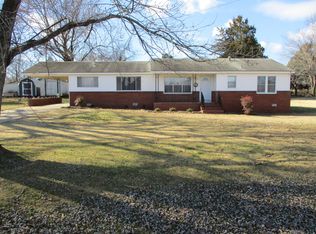 311 N 18th St, Ozark, AR 72949
