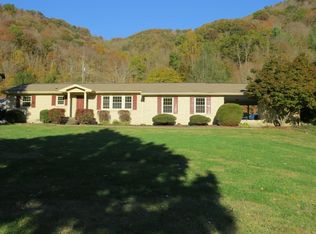 280 Sunny Acres, Harlan, KY 40831