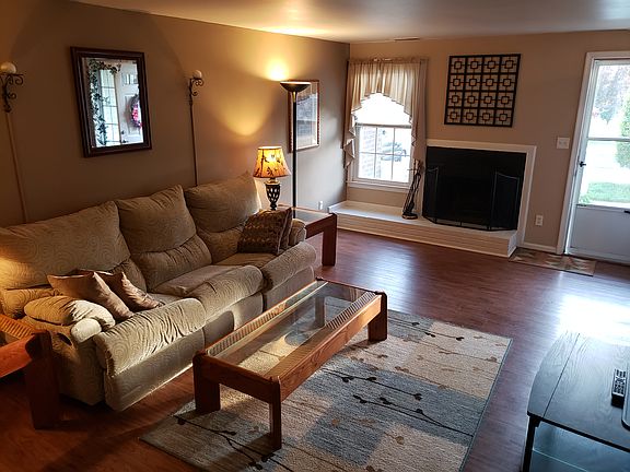 3rd image of 1507 Harpers Ferry Ct