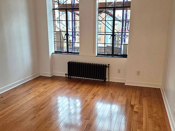 2nd image of 320 E 42nd St APT 2308
