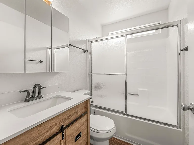 1671 Patricia Ave #201 — Photo 17