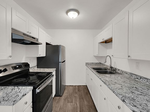 Newly Renovated Kitchen