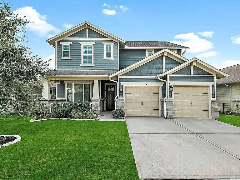 29559 Usonia Dr — Photo 1