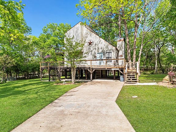 3rd image of 41 Oak Cove Ln