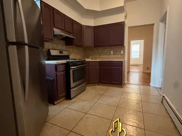 113 Winfield Ave #1, Jersey City, NJ 07305