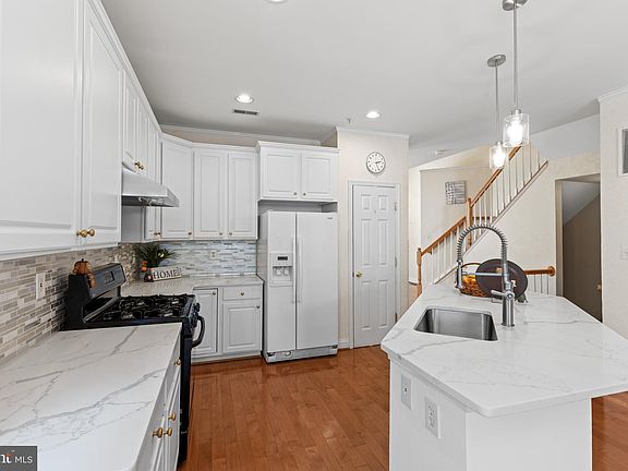5th image of 507 Redland Blvd