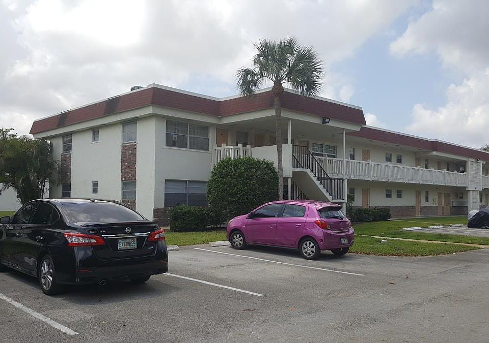 1st image of 4165 SW 67th Ave APT 210
