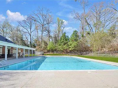 302 Haguewood Cir — Photo 23