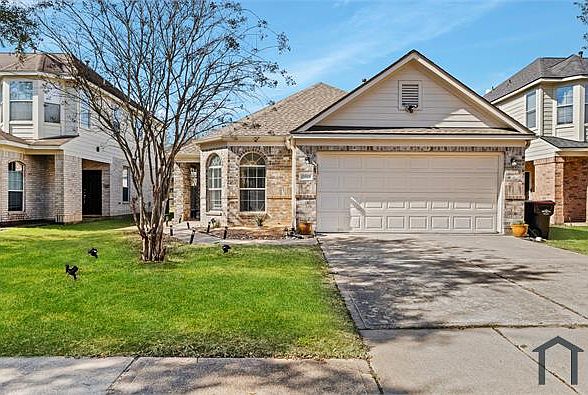 1st image of 15519 Elm Leaf Pl