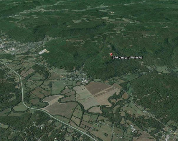 2nd image of Vineyard Point Rd