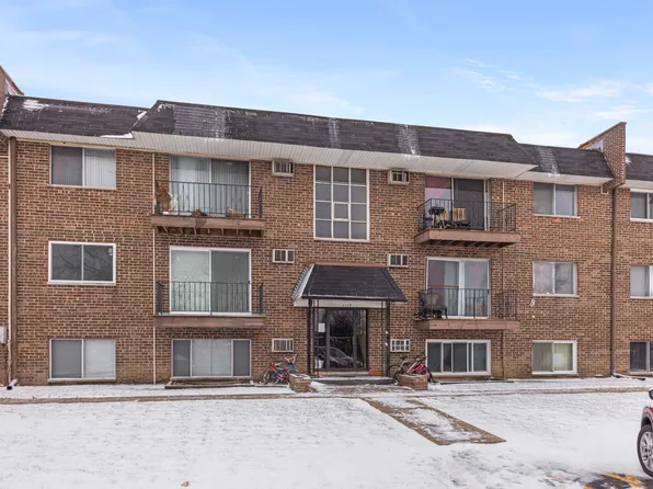 215 S Hale St APT 9B, Addison, IL 60101