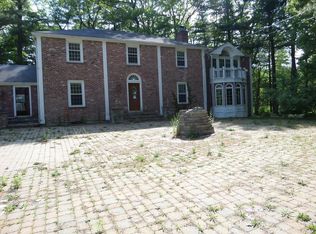 380 Lowell St, Lynnfield, MA 01940
