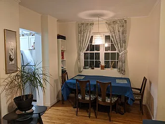 Rented by Sari Melendez LREB