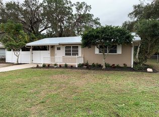 213 Palmetto Rd W, Nokomis, FL 34275