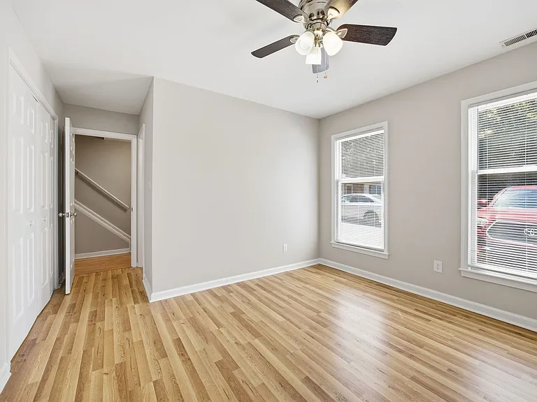 1509 Clermont Rd — Photo 9