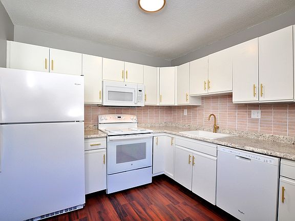 5th image of 116 Hilltop Dr #116
