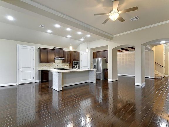 5th image of 4320 Tanglewood Estates Dr