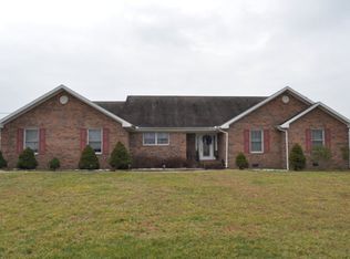 162 Highway 140 E, Utica, KY 42376