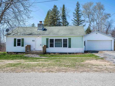 711 N Spring St, Gladwin, MI, 48624