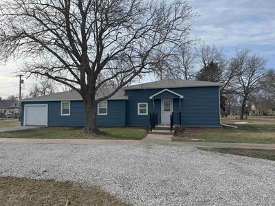 290 N 3rd St, David City, NE, 68632