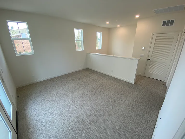 12336 Blue Sky Ct — Photo 9