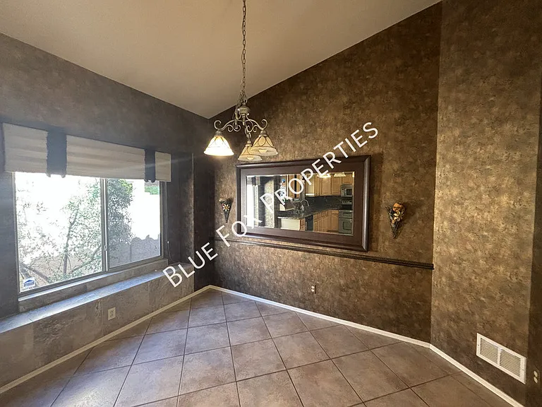 9511 E Briana Ln — Photo 6