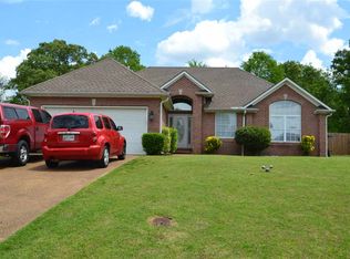 64 Rampart Dr, Jackson, TN 38305