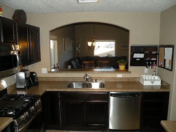 4th image of 912 Cristanos Dr