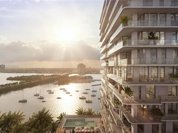 7918 West Dr #704, North Bay Village, FL 33141