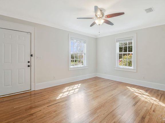 5th image of 2373 Escambia Ave