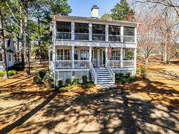 4th image of 105 Oakton S