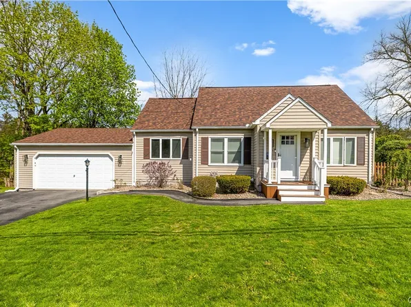 30 Allman Pl, New Hartford, NY 13413