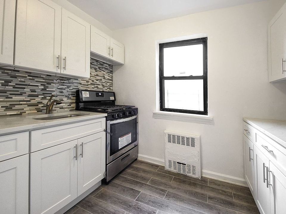 2nd image of 147-02 84th Dr Unit 4G