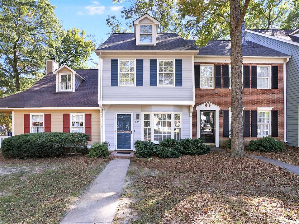 1st image of 205 Woodburn Club Ln