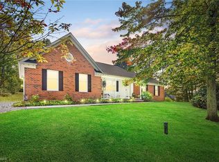 12095 Burlington Glen Dr, Chardon, OH 44024