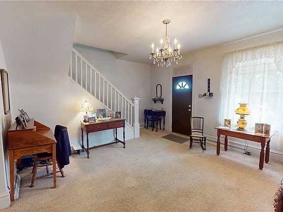 3rd image of 206 McClain Ave