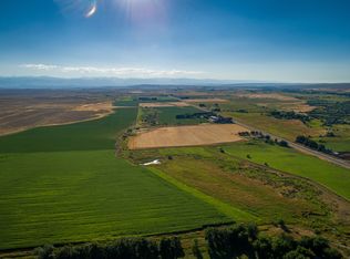 789 Seventeen Mile Rd, Arapahoe, WY 82510