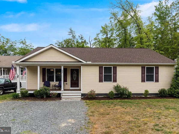 32 Placid Rd, Colonial Beach, VA 22443