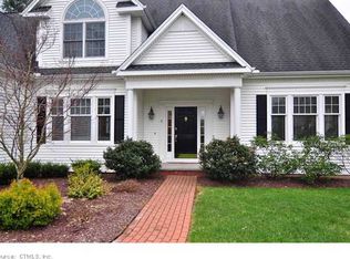 9 Devonshire Ct, Avon, CT 06001