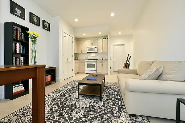 Rented by Doorway NYC, LLC | media 4